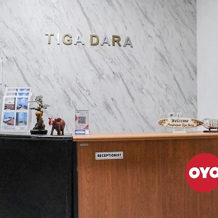 Oyo 93117 Penginapan Tiga Dara Jayapura Dış mekan fotoğraf