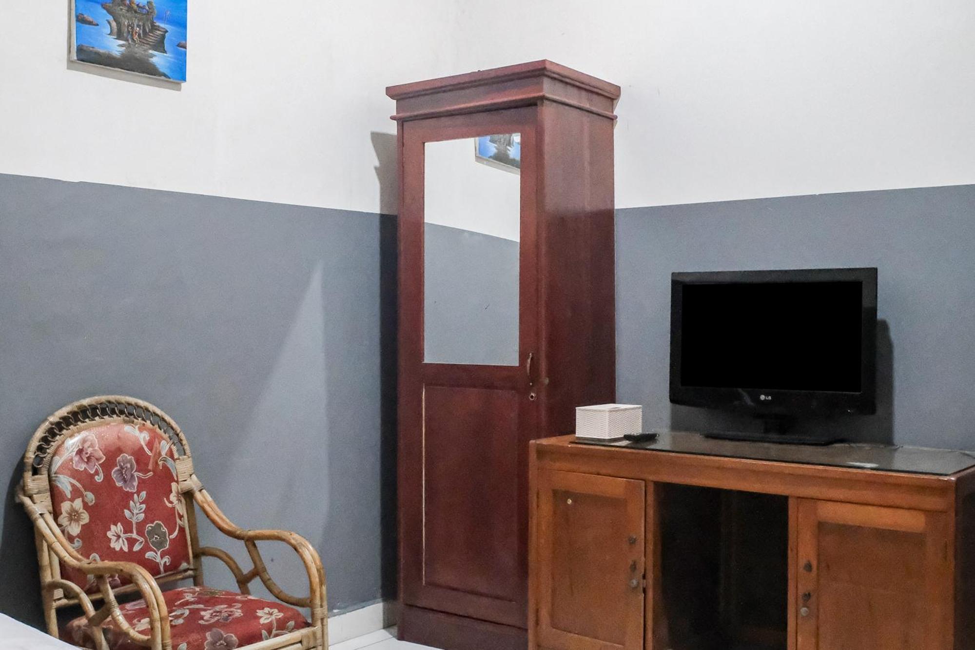 Oyo 93117 Penginapan Tiga Dara Jayapura Dış mekan fotoğraf